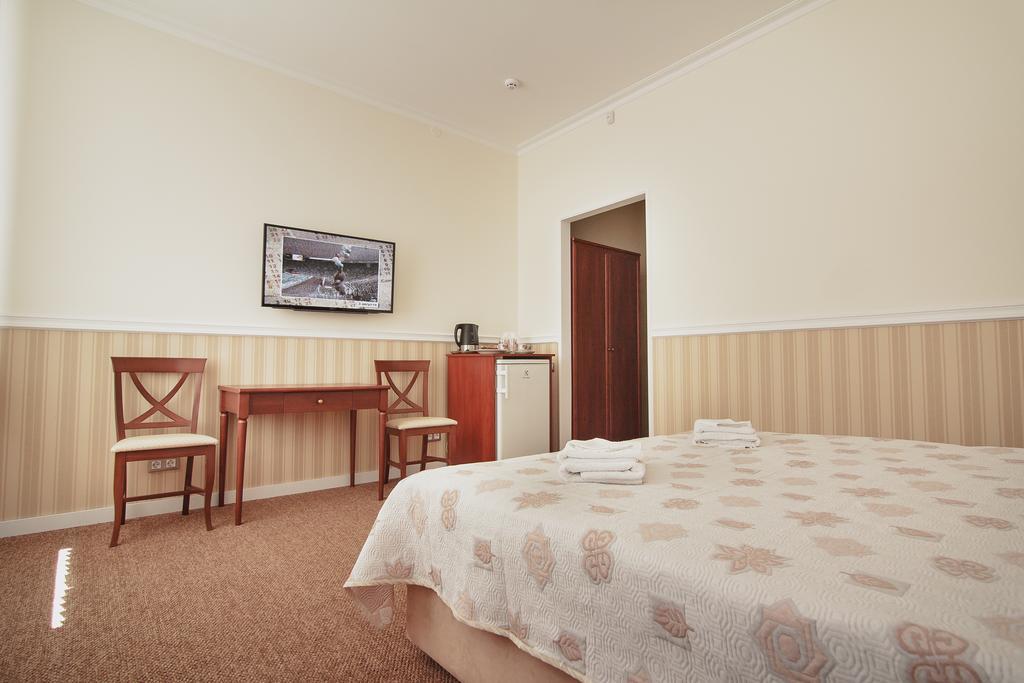 Consul Hotel Консул Oldenburg Ruang foto