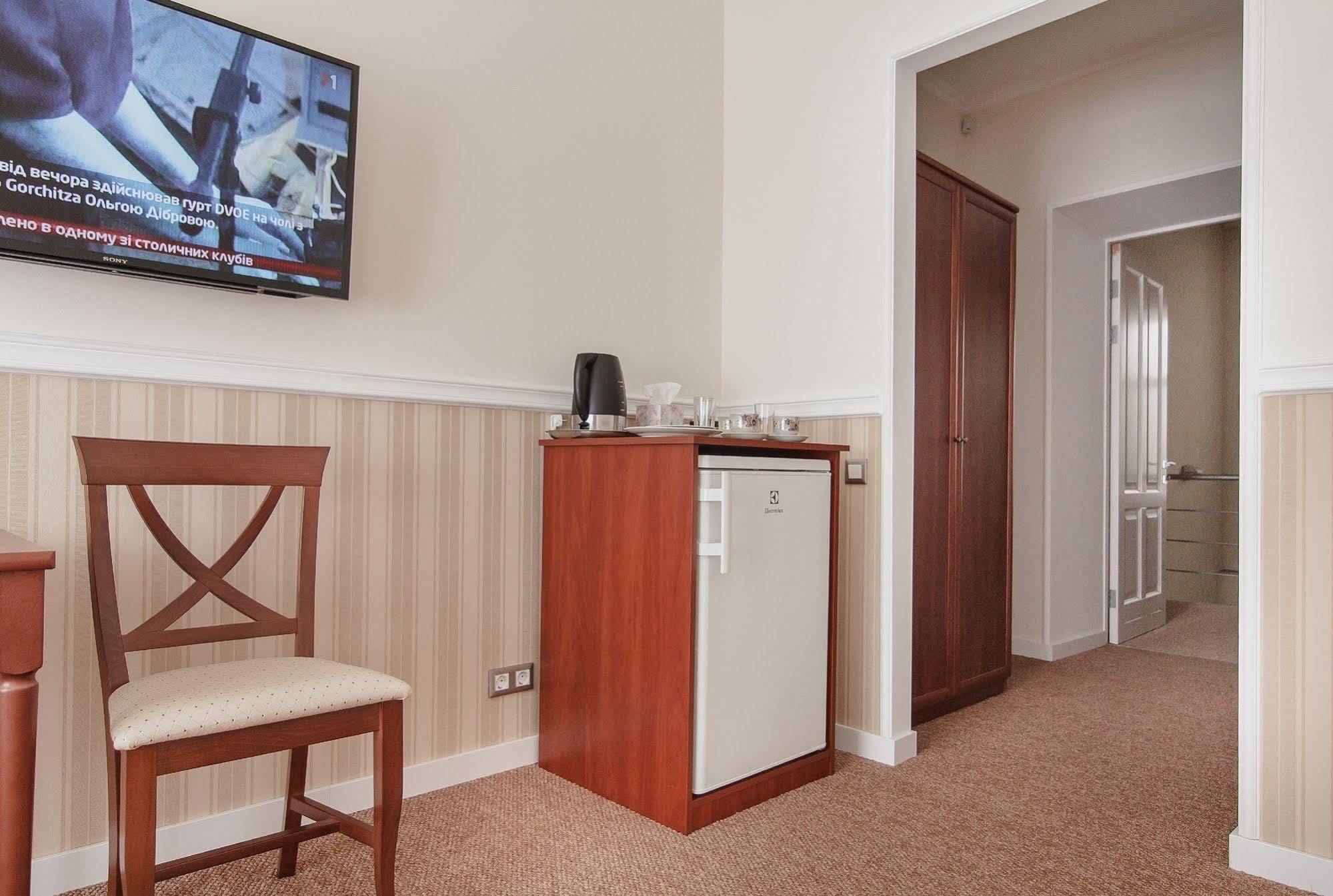 Consul Hotel Консул Oldenburg Bagian luar foto