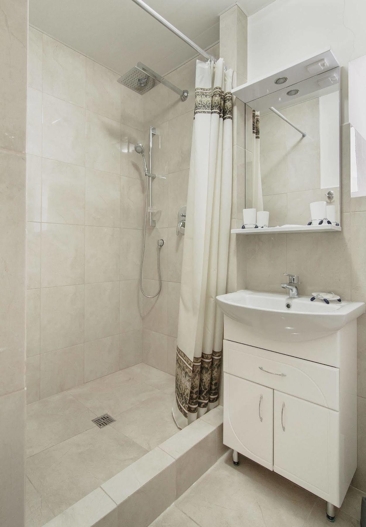 Consul Hotel Консул Oldenburg Bagian luar foto